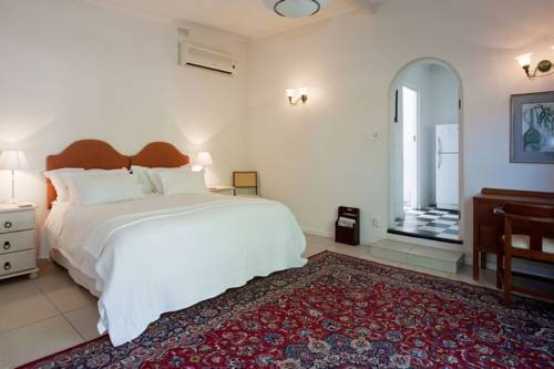 Guest house Medindi Manor