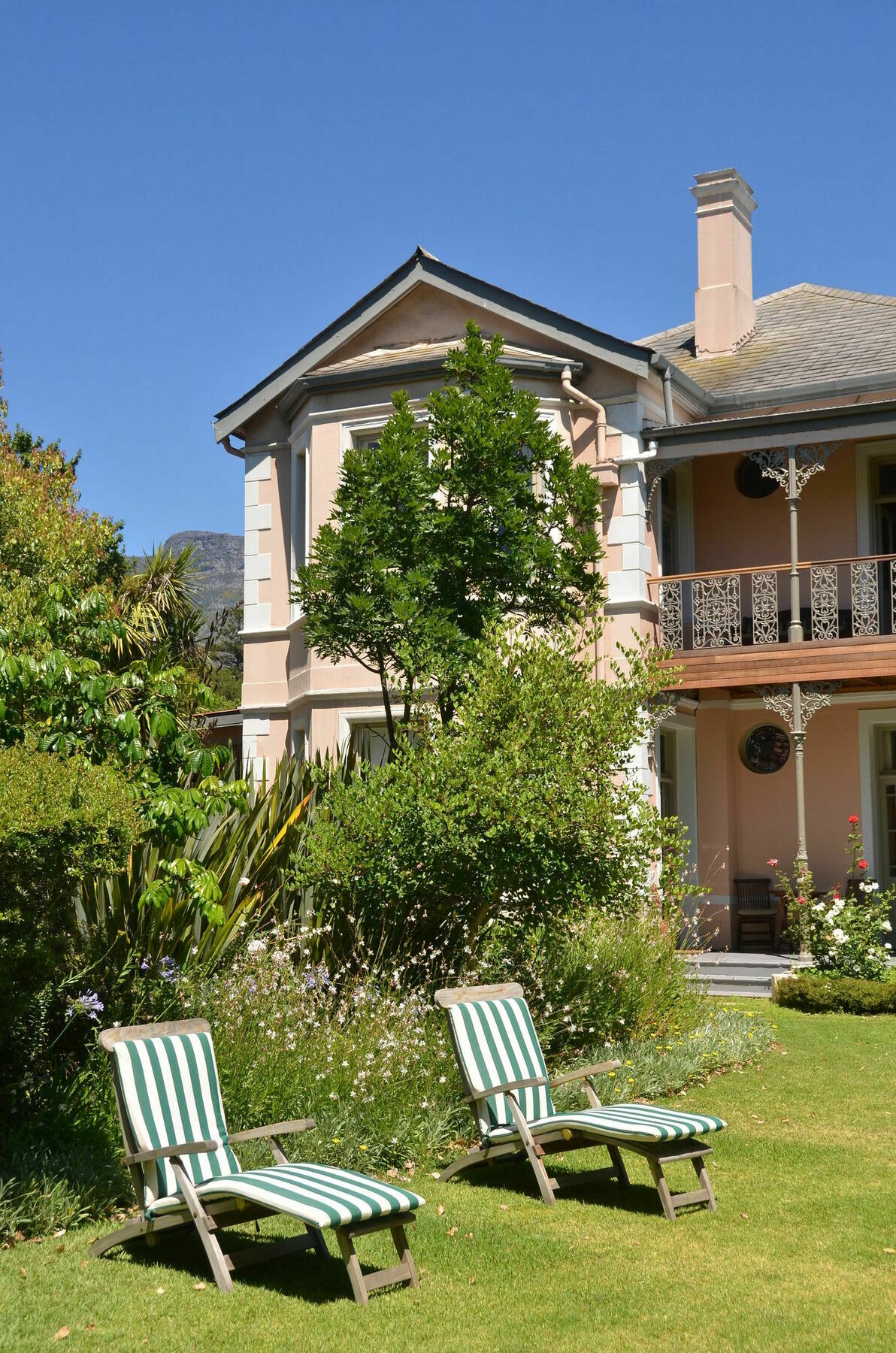 Medindi Manor Guest house 3*